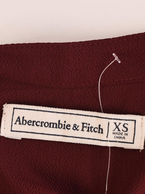 Abercrombie & Fitch Skjorte - XS / Bordeaux / Kvinde - SassyLAB Secondhand