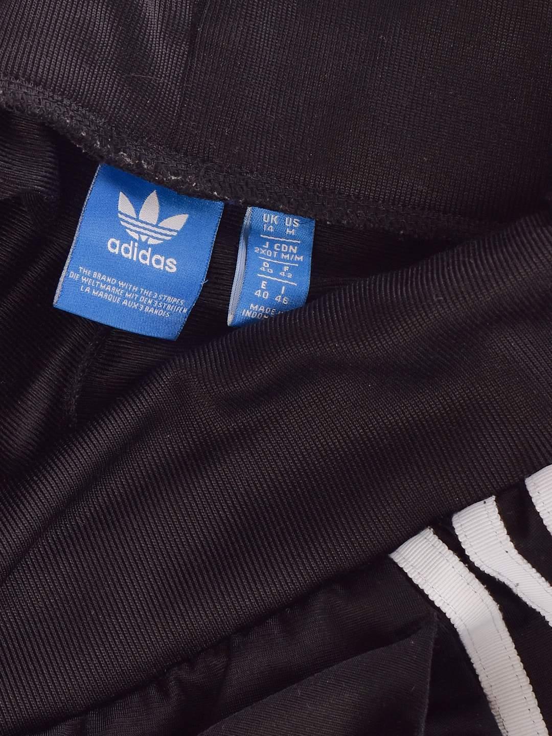 Shorts fra Adidas - SassyLAB Secondhand