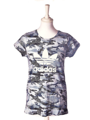 T-Shirt fra Adidas - SassyLAB Secondhand