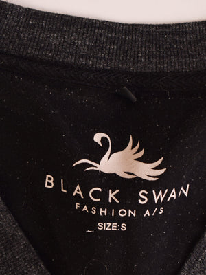 Black Swan Kjole - S / Grå / Kvinde - SassyLAB Secondhand