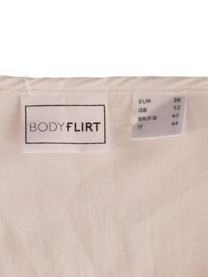 Body Flirt Kjole - 38 / Hvid / Kvinde - SassyLAB Secondhand