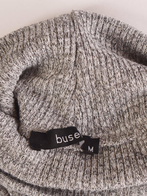 Busem Bluse - M / Grå / Kvinde - SassyLAB Secondhand