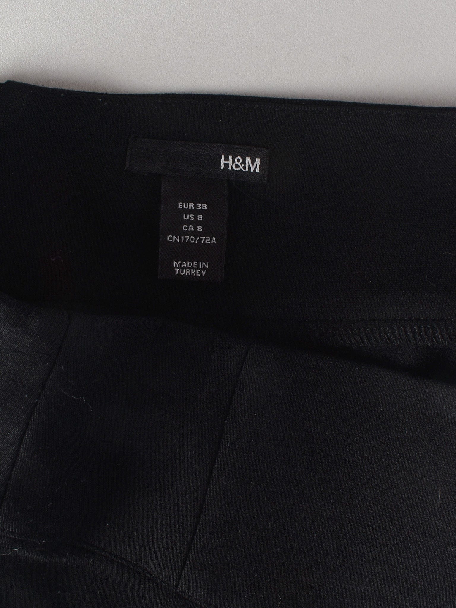 H&M Nederdel - 38 / Sort / Kvinde - SassyLAB Secondhand