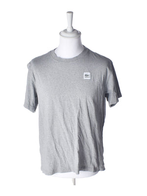 Lacoste T-Shirt - M / Grå / Mand - SassyLAB Secondhand