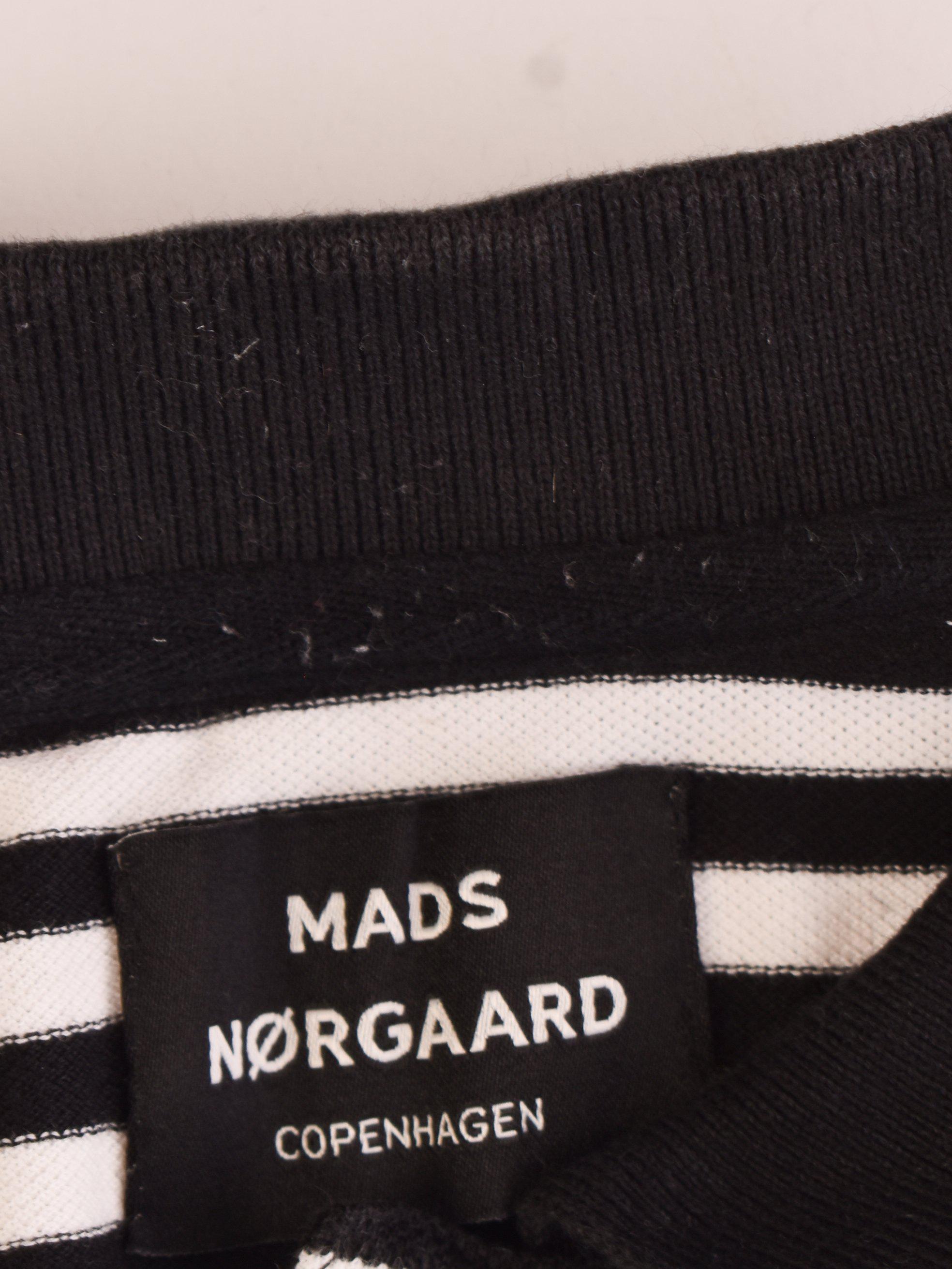 Mads Nørgaard T-Shirt - M / Sort / Mand - SassyLAB Secondhand