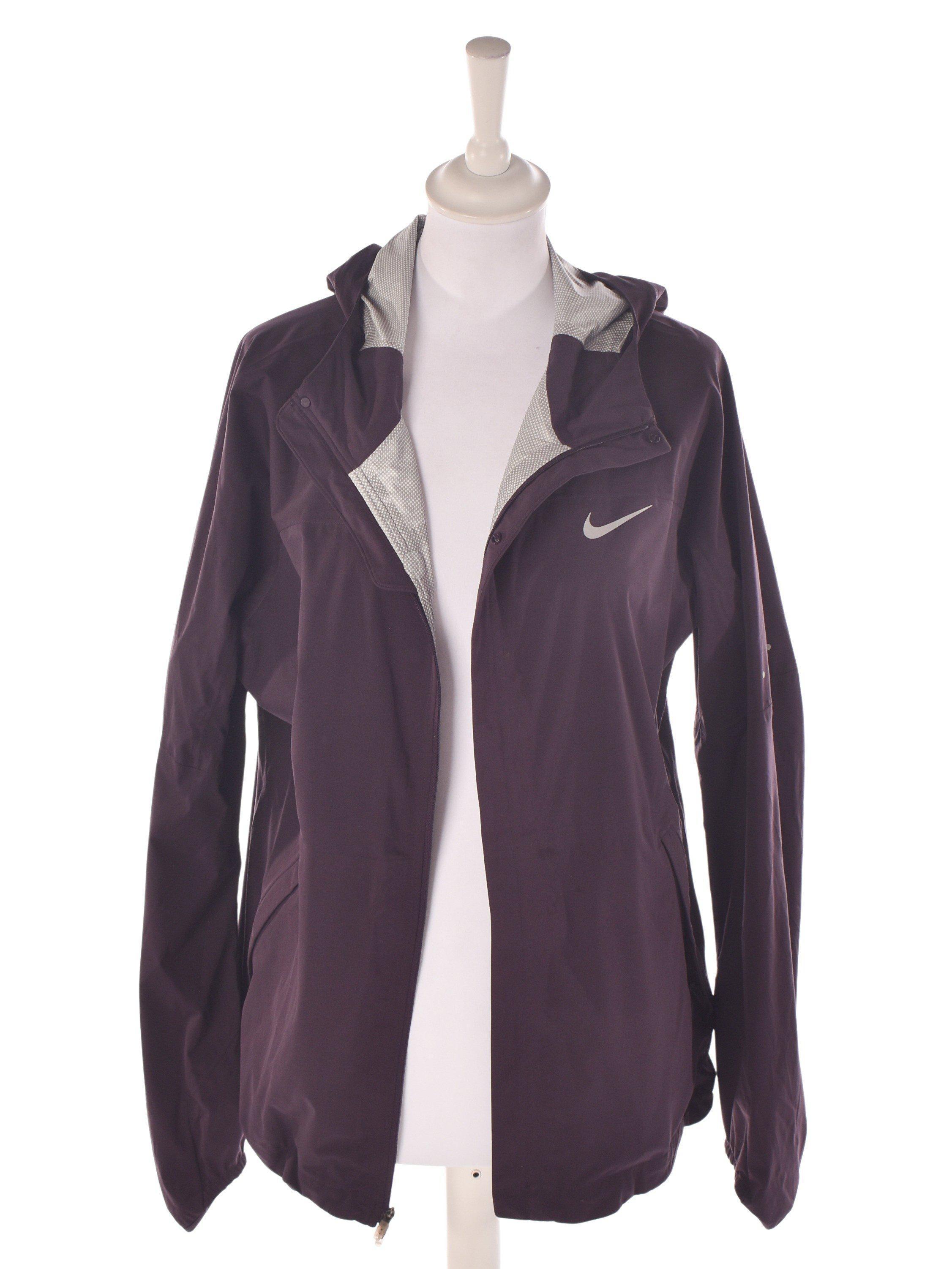 Nike Jakke - L / Lilla / Kvinde - SassyLAB Secondhand