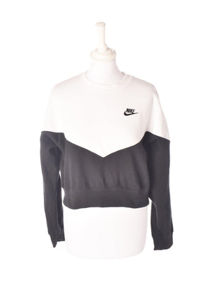 Nike Sweatshirt - M / Multifarvet / Kvinde - SassyLAB Secondhand