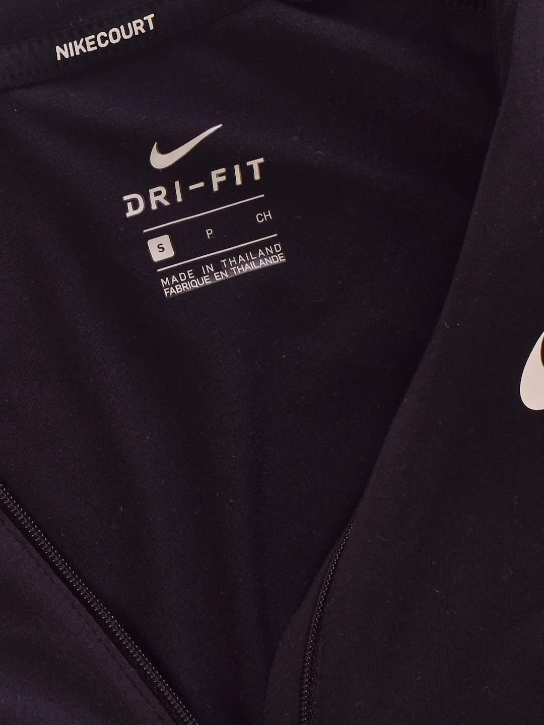 Nike Træningsbluse - S / Sort / Kvinde - SassyLAB Secondhand