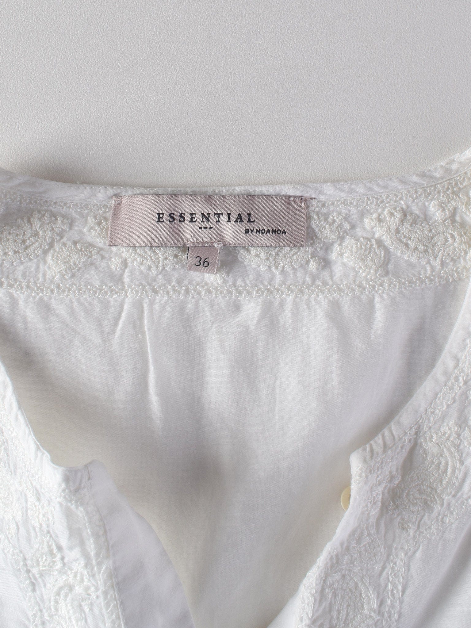 Noa Noa Bluse - 36 / Hvid / Kvinde - SassyLAB Secondhand