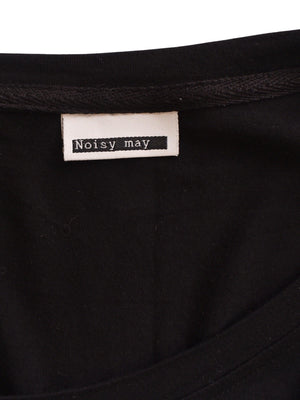 Noisy May T-Shirt - M / Sort / Kvinde - SassyLAB Secondhand