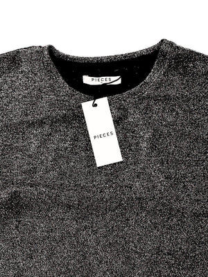 Pieces T-Shirt - M / Sort / Kvinde - SassyLAB Secondhand