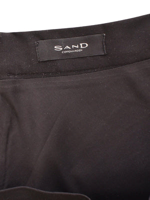 Sand Nederdel - 42 / Sort / Kvinde - SassyLAB Secondhand