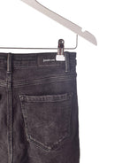 Stradivarius Jeans - S / Sort / Kvinde - SassyLAB Secondhand