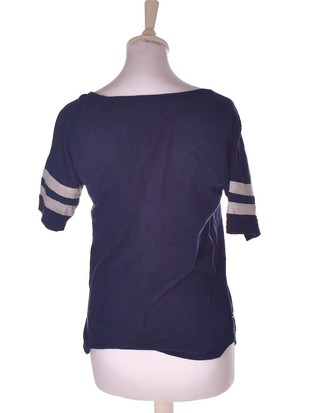 Tommy Hilfiger T-Shirt - M / Blå / Kvinde - SassyLAB Secondhand