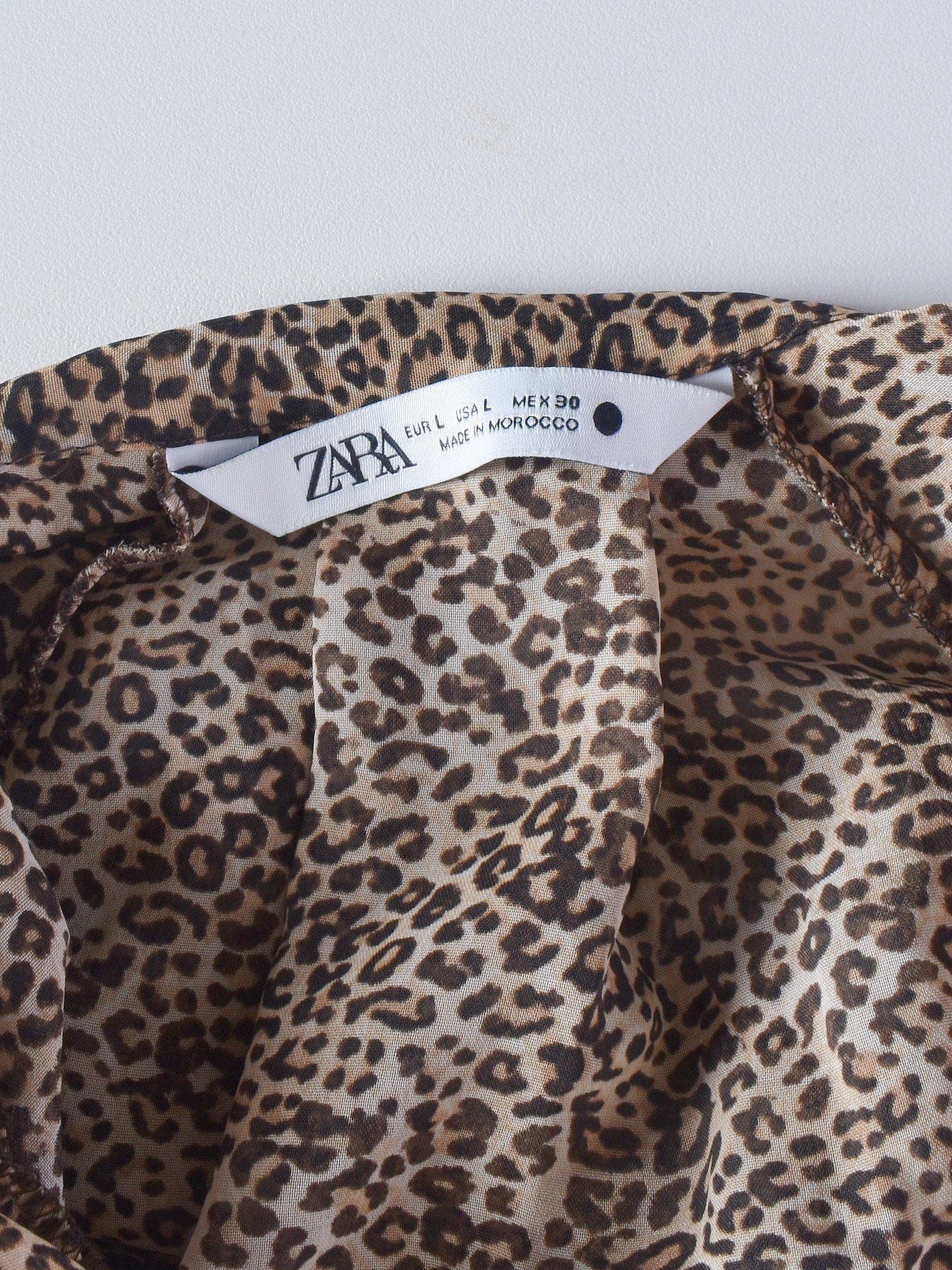 Zara Bluse - L / Dyreprint / Kvinde - SassyLAB Secondhand