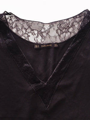 T-Shirt fra Zara - SassyLAB Secondhand
